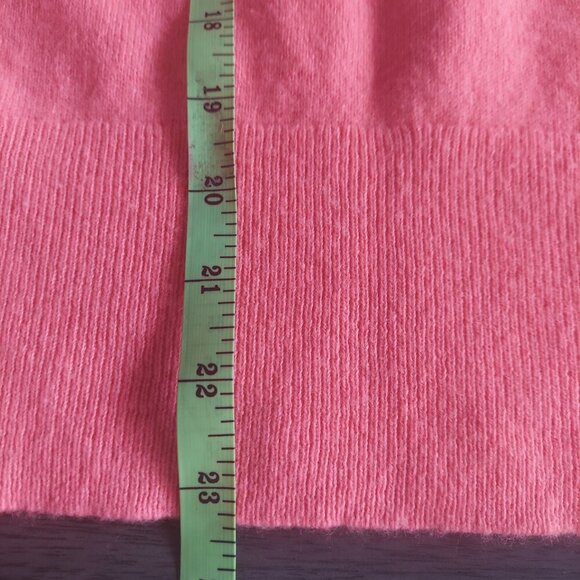 J Crew 100% Cashmere Women's Pink Sweater GREAT Condition Size Small - Picture 9 of 9
